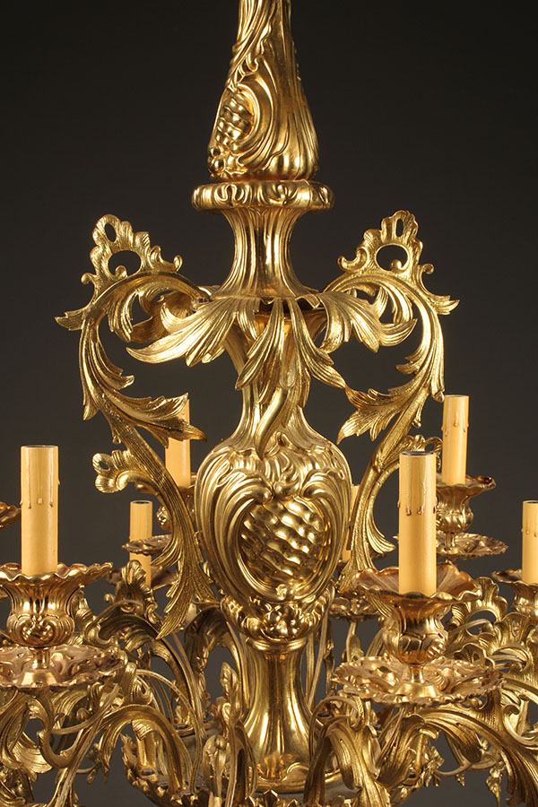 18 Arm French Antique Bronze Chandelier. A2084C-chandelier-antique-brass - 18 Arm French Antique Bronze Chandelier.