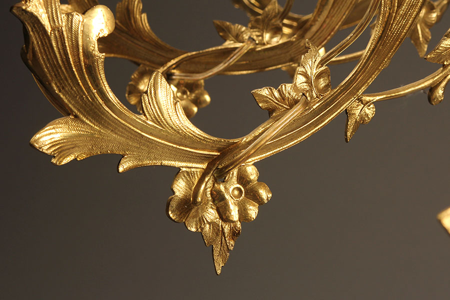 18 Arm French Antique Bronze Chandelier. 18 arm French antique bronze chandelier A2084I - 18 Arm French Antique Bronze Chandelier.