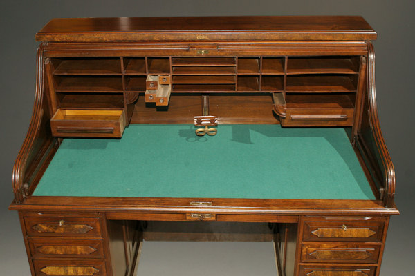 Late 19th Century Walnut Rolltop Desk By Cutler A4617e
