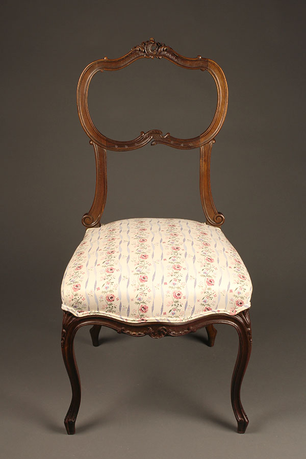 Set of 4 antique Louis XV style chairs.
