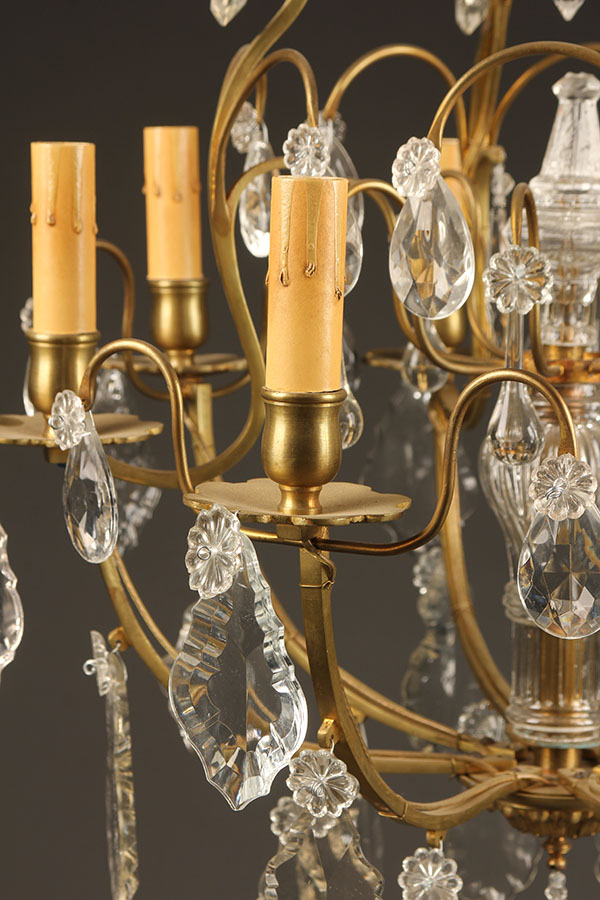 Antique Bronze And Crystal Chandelier. A5426C-antique-chandelier-crystal-8 arm - Antique Bronze And Crystal Chandelier.