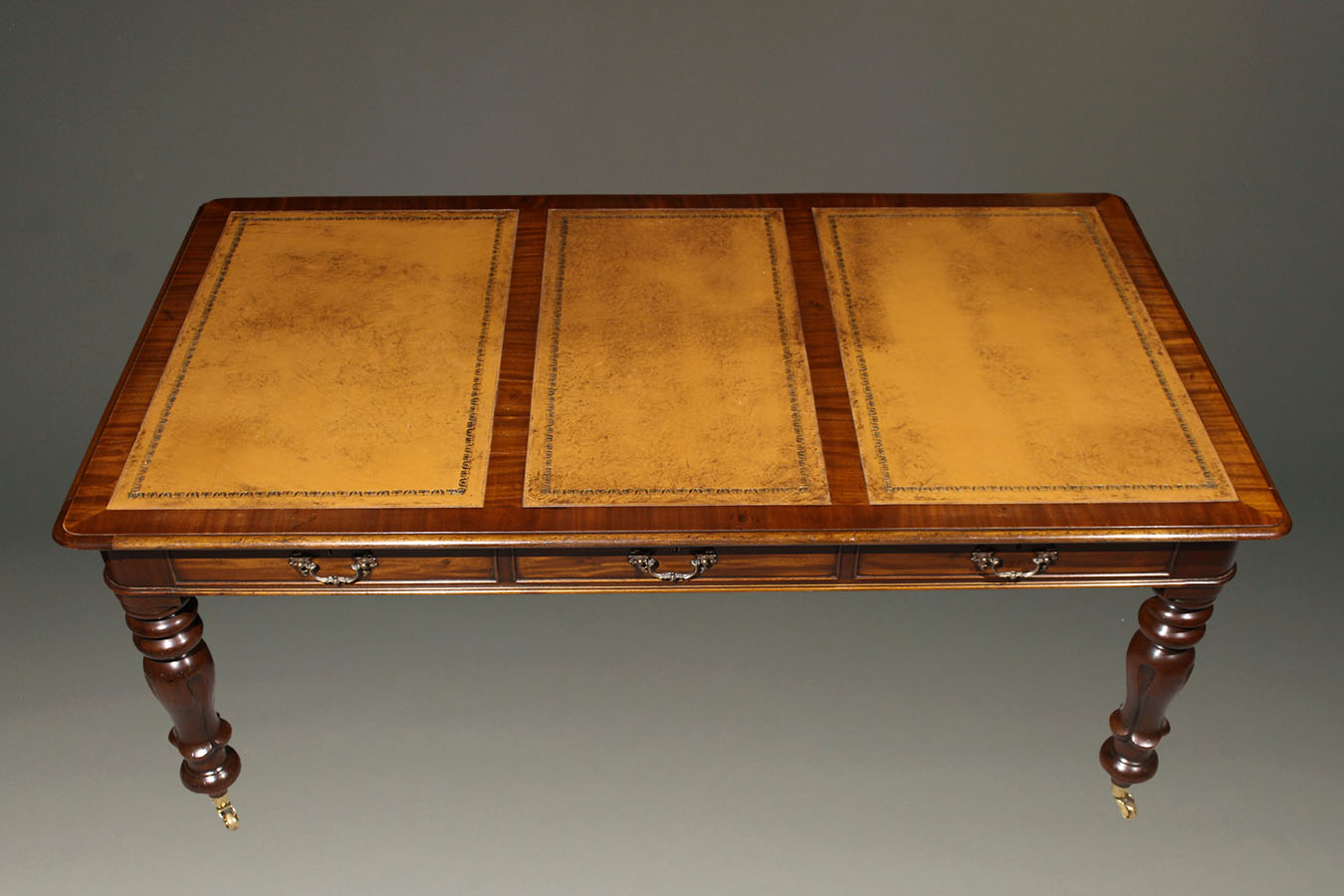 English Mahogany Gentleman S Writing Desk With Leather Top