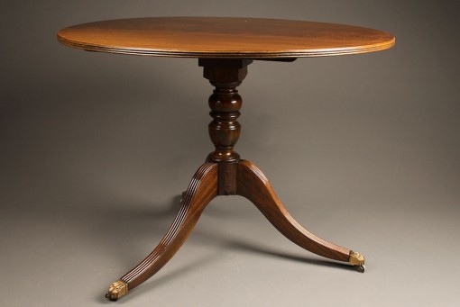 Early 20th century Sheraton style antique breakfast table A5243A1