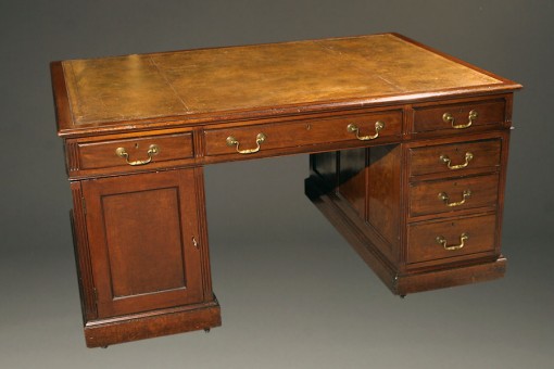 Early 20th century English partner’s desk A5253A1