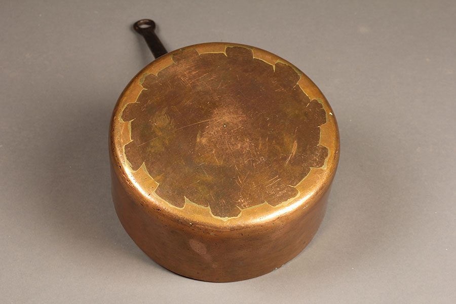 Antique French copper sauce pan.