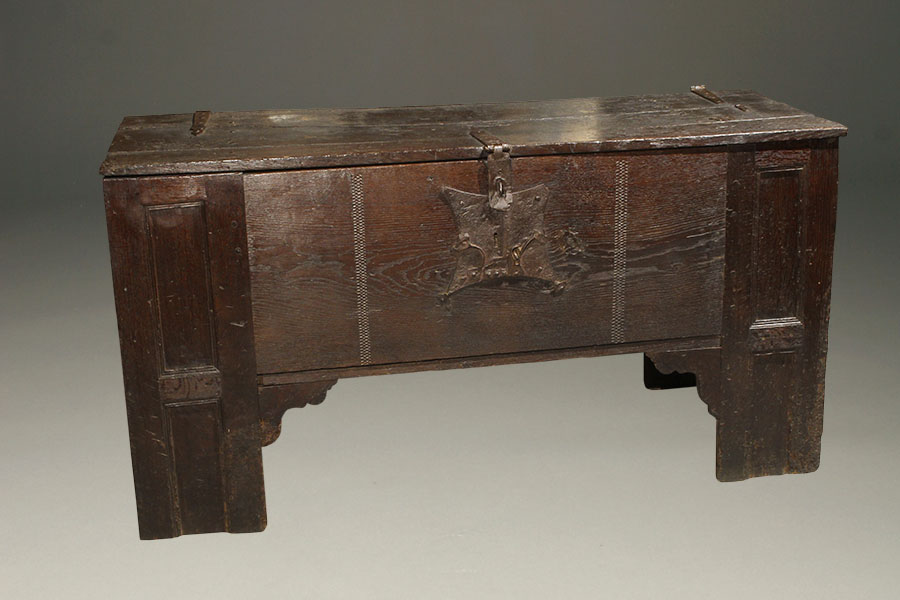 A5371A-coffer-english-antique-oak1