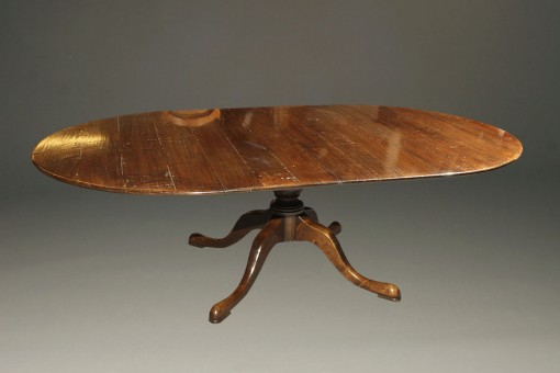 A5377A-english-round-leaves-dining-table-walnut1