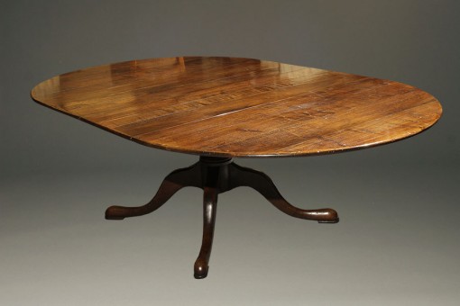 A5377E-english-round-leaves-dining-table-walnut