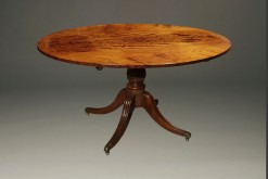 Antique English Regency oval table