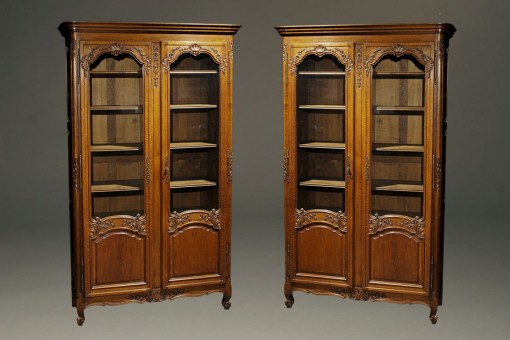Pair of oak bookcases A5413A
