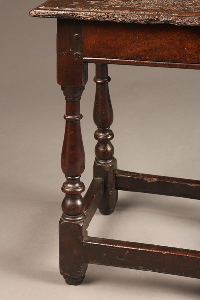 17th century oak table A5509D