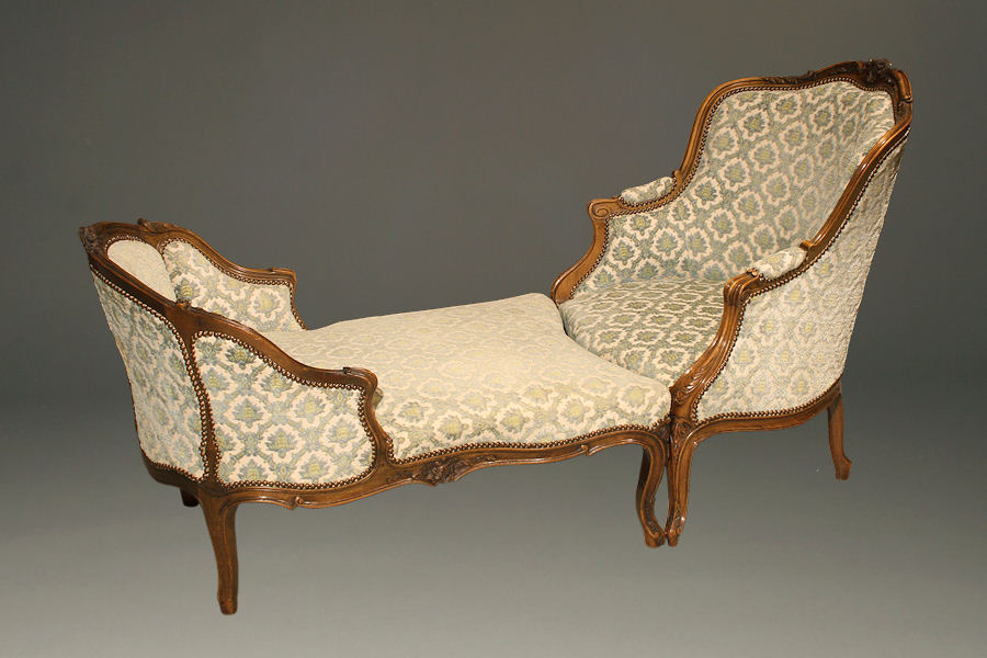 Day Beds / Chaise