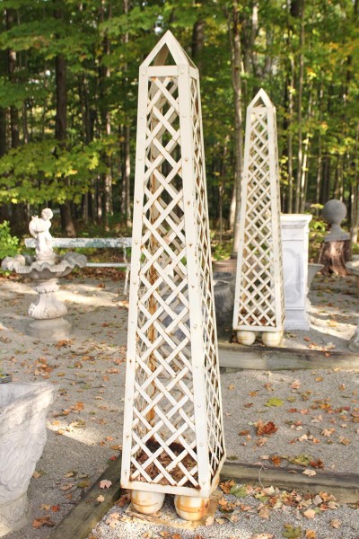 Pair of Obelisks A5550A