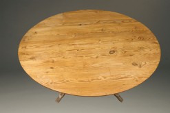 Oval Table A5598C