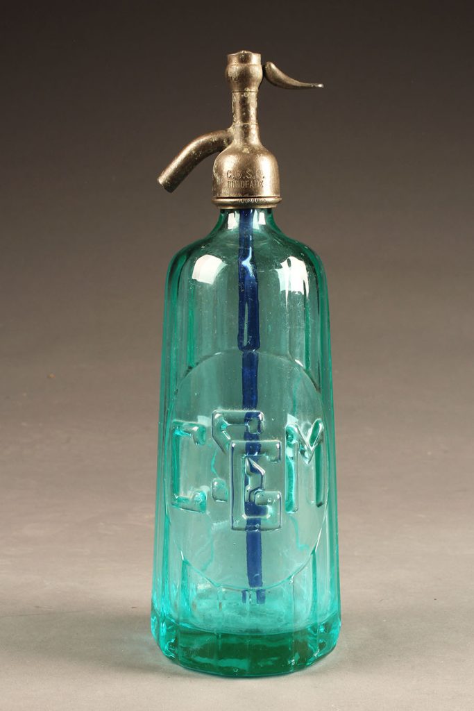 A5628A-antique-seltzer-bottle