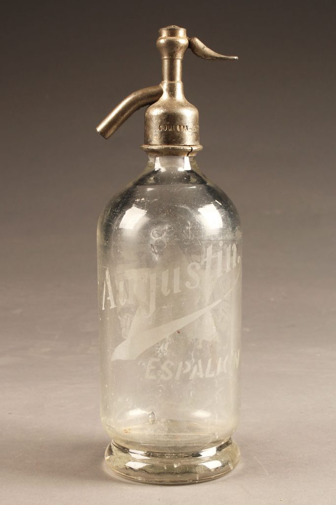 A5636A-antique-seltzer-bottle