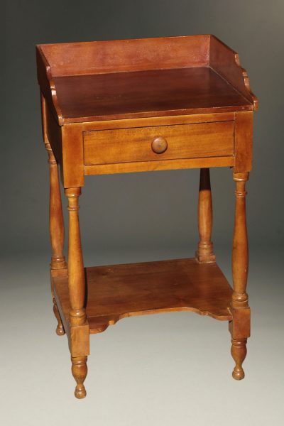 Mid 19th century American cherry stand table with drawer and dovetail construction, circa 1860-70.