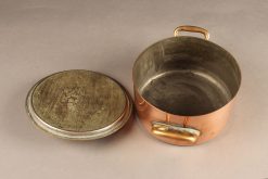 Mid 19th century French copper marmote/pot with lid and two copper handles, circa 1870.