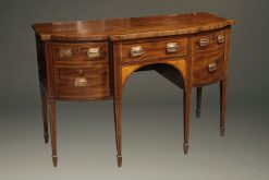 Late 18th century Federal style English sideboard in mahogany