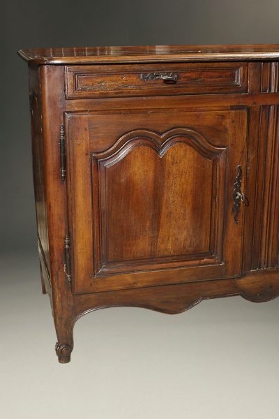 Late 18th century French Louis XV country style built in fruit wood