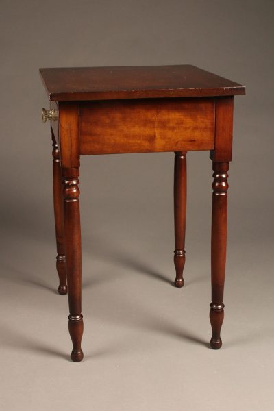 19th century American cherry wood stand table with drawer