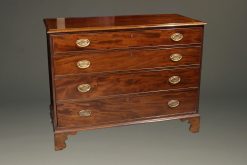 English Chippendale style chest of drawers in mahogany